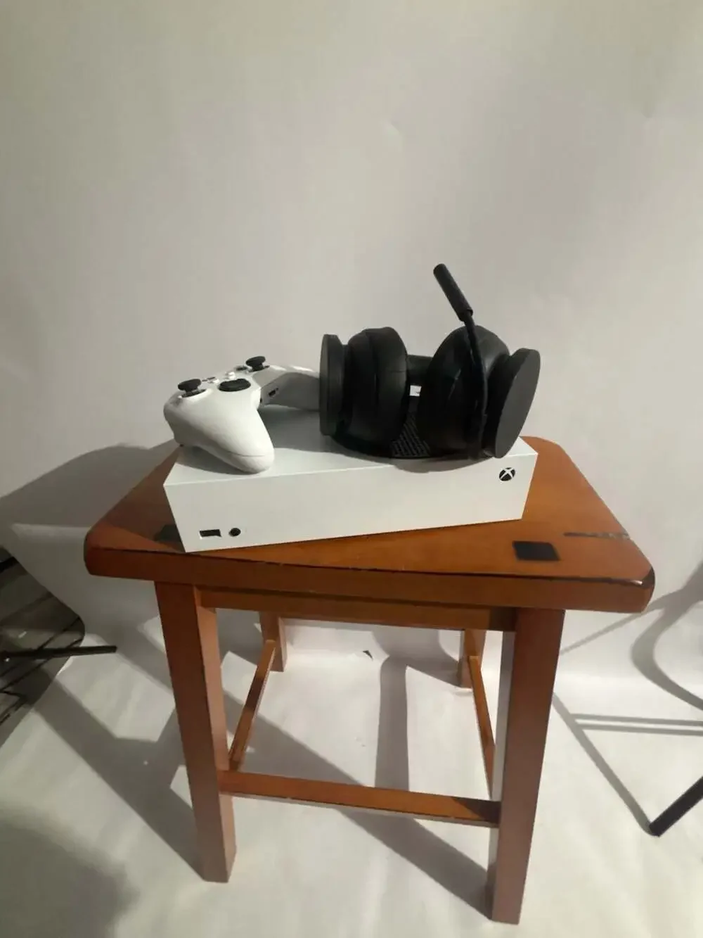 Microsoft Xbox Series S 512GB Digital Edition Console with Xbox Wireless Headset